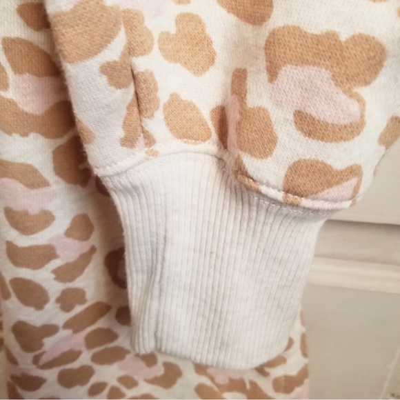 Aerie AE Leopard Sweatshirt Oversized Spring Tops Women’s Leggings Top Pullover - Picture 3 of 8